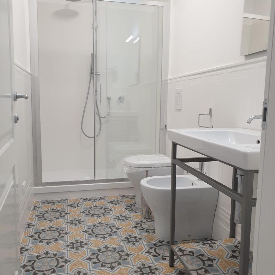 Palazzo La Piana Rooms Aeroporto di Catania Fontana Rossa Esterno foto
